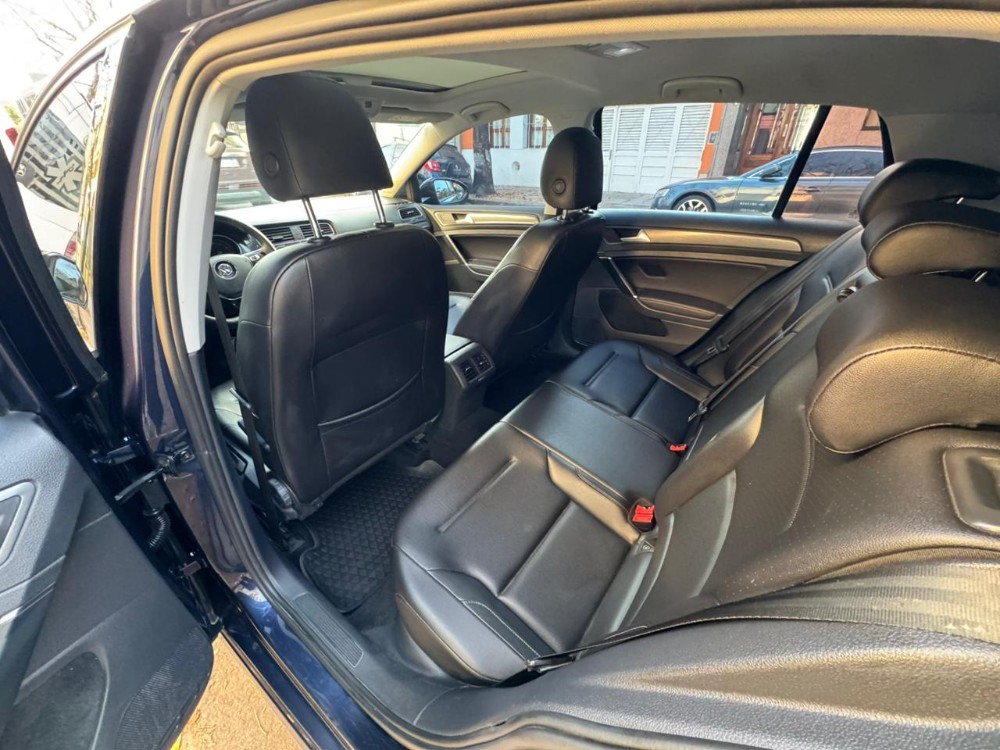 Volkswagen Golf Highline — foto 3
